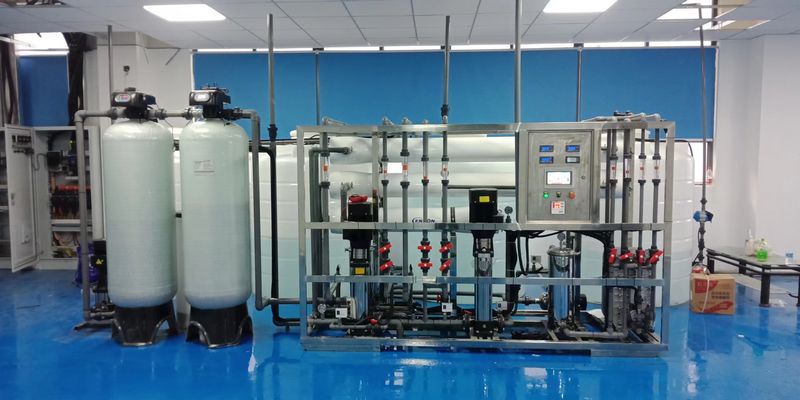 胜浦镇2吨超纯水设备