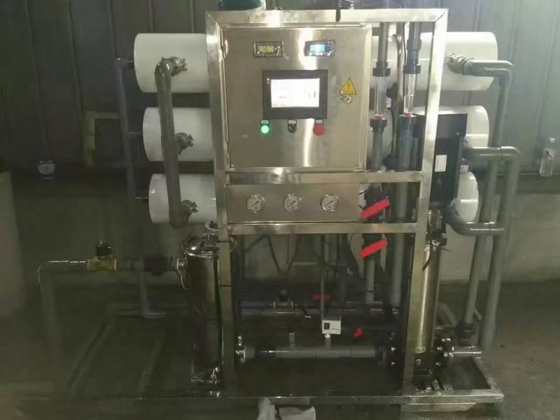 安徽省青阳县丁桥米粉厂3吨纯水设备